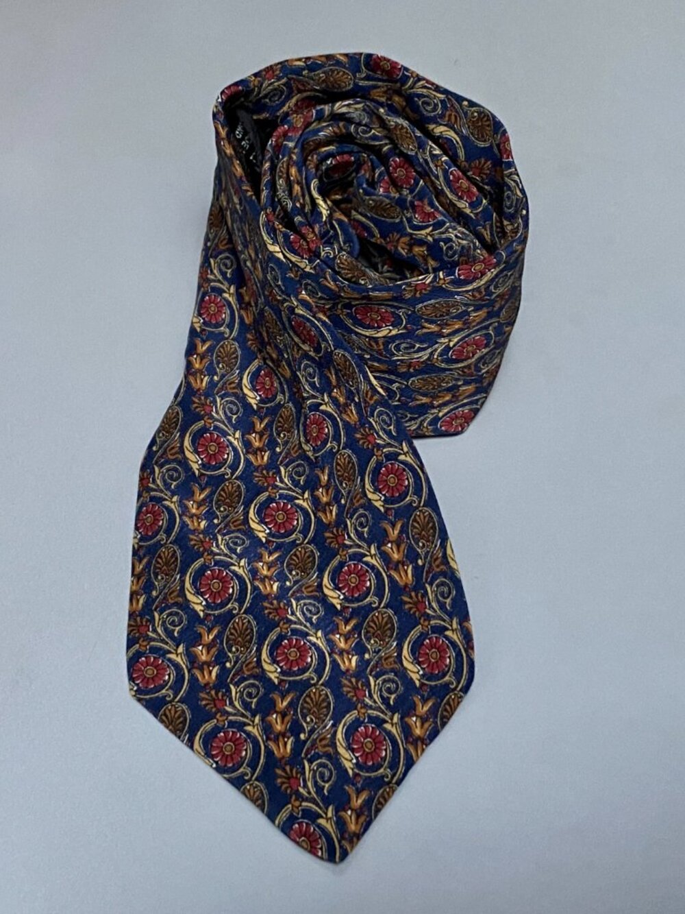 Vintage Nina Ricci Hand Made France Floral Fine Silk Men Unisex Necktie Neck Tie